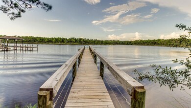 Grande Pointe - Dock 1