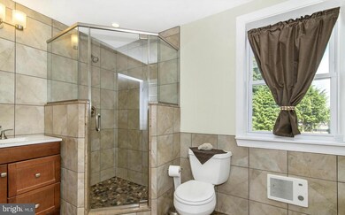 5603 Calvert Dr, Frederick, MD 21703 - photo 3