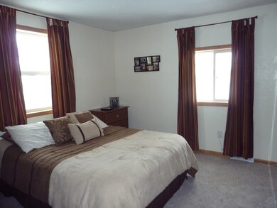Bedroom 1<|><|>