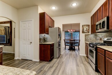 7802 Koloa River Ct, Houston, TX 77040 - photo 7