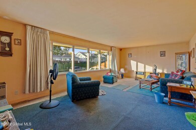 20-web-or-mls-75-cardinal-ave