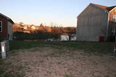 402 Village Dr, Frankfort, KY 40601 - photo 4