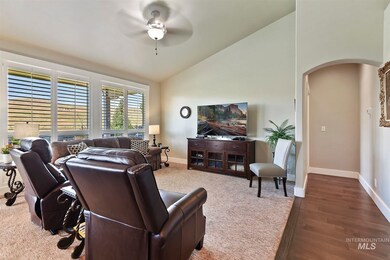 19289 N Glenisla Ave, Boise, ID 83714 - photo 7