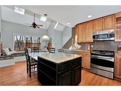 Wonderful Custom Designed Kitchen offer center isl