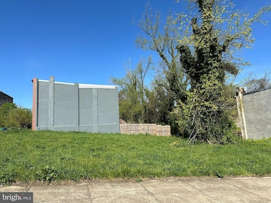 817 N Dukeland St, Baltimore, MD 21216 - photo 2