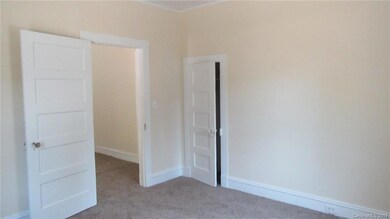 316 N Bost St, Statesville, NC 28677 - photo 4