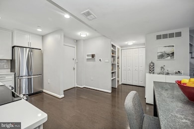 Woodbury Heights Condominium unit 1814, Arlington, VA 22201 - photo 2