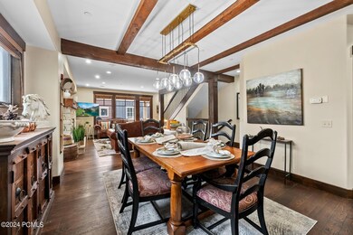 5_Dining-room_1800x1200_4128592