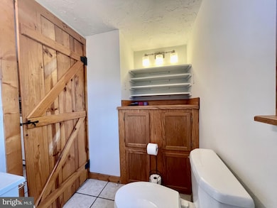 1066 N Browns Dam Dr, New Oxford, PA 17350 - photo 7