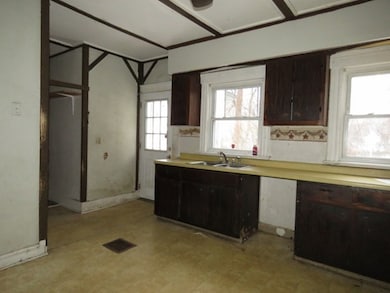 58 Elm St unit 60, Greenfield, MA 01301 - photo 6