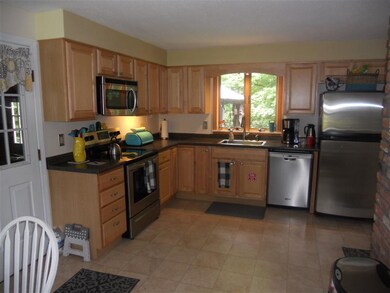 9 Cindy Ave, Claremont, NH 03743 - photo 3