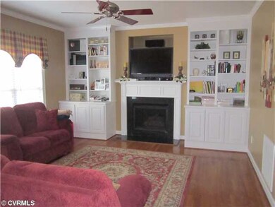 Den/Family/Great Room - Fireplace, bookcases and s