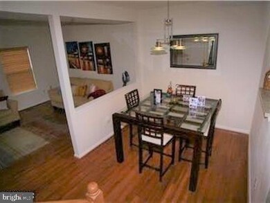 7013 Flag Harbor Dr, District Heights, MD 20747 - photo 4