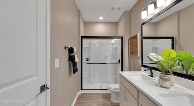 TownesatBlakeFarm_ModelBathroom4_August2
