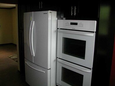 Kitchen. New Appliances.