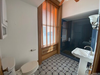 235 E Commerce St unit 400, San Antonio, TX 78205 - photo 6