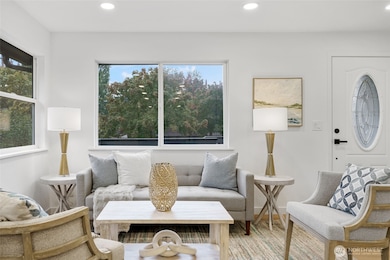 7004 16th Ave SW, Seattle, WA 98106 - photo 7