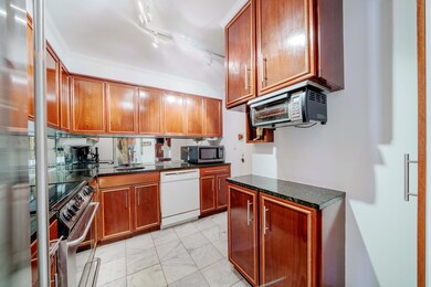 475 Park Ave unit 11BC, New York, NY 10022 - photo 5