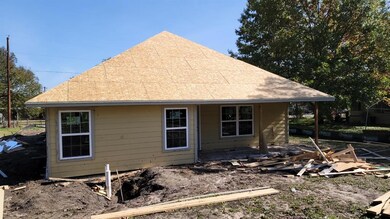 900 N Breckenridge St, Ennis, TX 75119 - photo 5