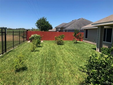 2010 Bald Cypress Dr, Weslaco, TX 78596 - photo 4