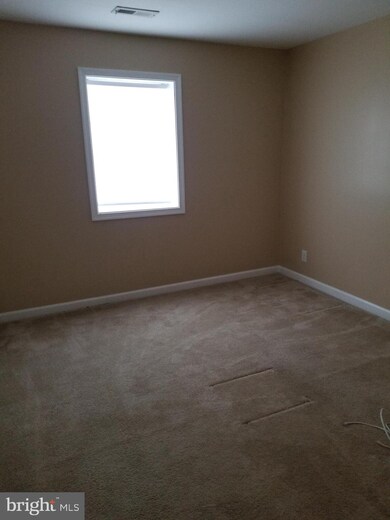 301 Martin Dr, New Castle, DE 19720 - photo 7