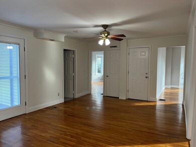 27 Pleasant St unit 1, Middleton, MA 01949 - photo 4