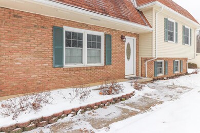 1066 Marianna Dr, Mansfield, OH 44903 - photo 2