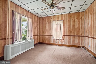 559 N Delaware St, Paulsboro, NJ 08066 - photo 6