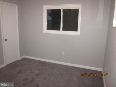 6400 Rolling Ridge Dr, Capitol Heights, MD 20743 - photo 7