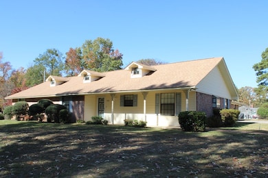 1201 E 42nd St, Texarkana, AR 71854 - photo 3