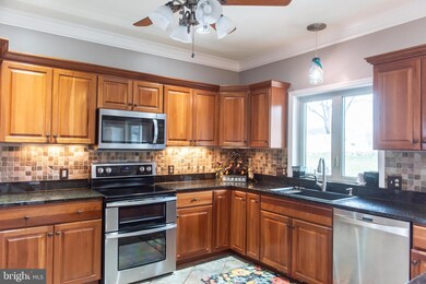 127 Somerset Dr, Hershey, PA 17033 - photo 6