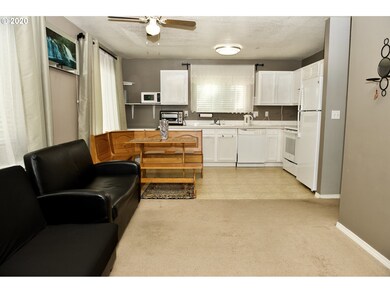 217 NE 146th Ave unit 37, Portland, OR 97230 - photo 7