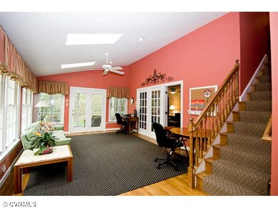 Exterior Front - Sunroom, skylights, light and bri