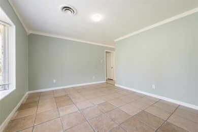 1112 Davis St, Cleburne, TX 76033 - photo 6