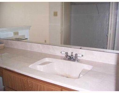 105 Lake Lynn Dr unit 105, Harvey, LA 70058 - photo 5