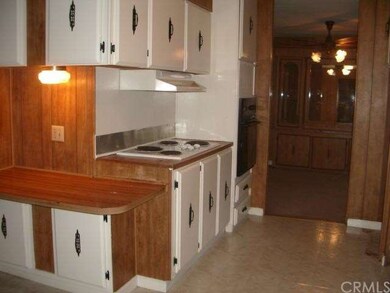 Lots of cupboards. 