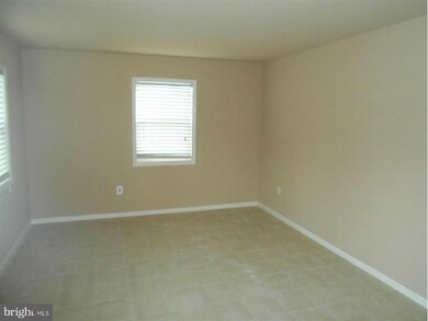 1860 Fort Pulaski Ct, Dumfries, VA 22026 - photo 3