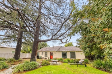 4949 Strohm Ave, North Hollywood, CA 91601 - photo 3