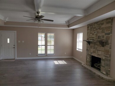 706 Geneva Dr, Wake Village, TX 75501 - photo 5