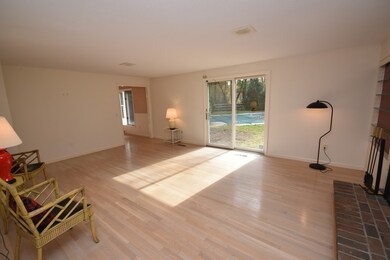 200 W Pomeroy Ln, Amherst, MA 01002 - photo 5