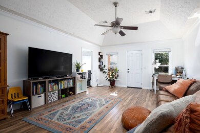 5434 Chatham Woods Ct, Columbus, GA 31907 - photo 6