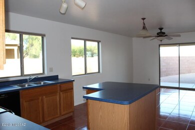 2870 N Silver Island Way, Tucson, AZ 85745 - photo 4