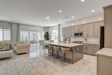 Gorgeous open floorpan with 9 ft ceilings