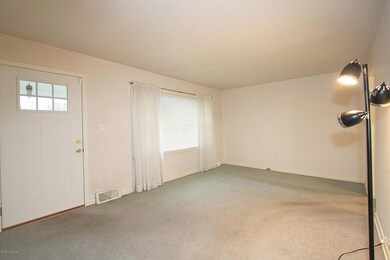 5802 Jessamine Louisville home for sale