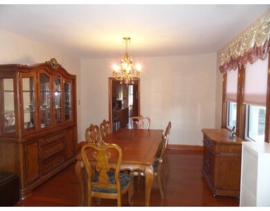 51 Hancock Rd, Malden, MA 02148 - photo 5