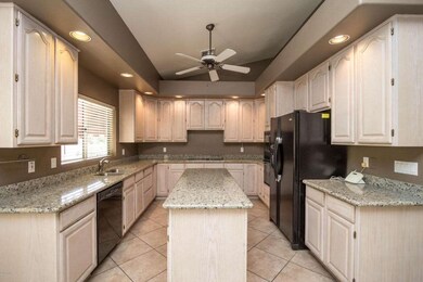 Kitchen 3