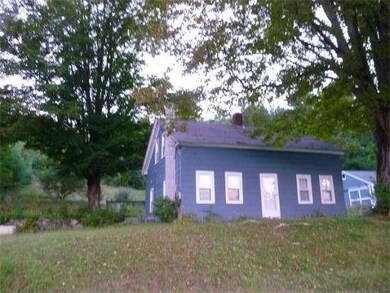 38 Greenwich Plns Rd, Ware, MA 01082 - photo 2