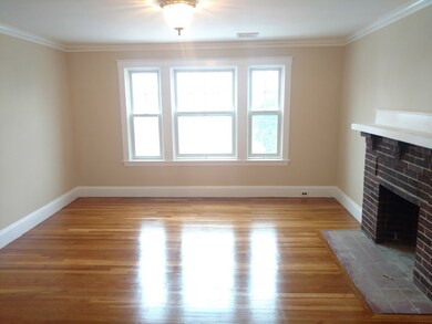 21-23 Selwyn Rd unit 21, Belmont, MA 02478 - photo 2