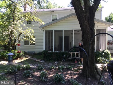 82 Ewing St, Berkeley Springs, WV 25411 - photo 3