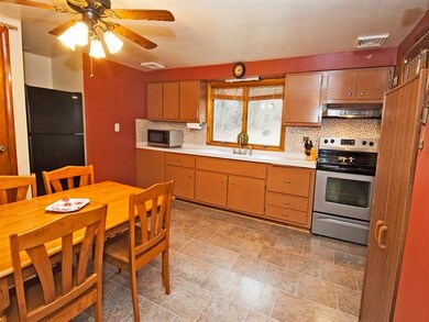Timeless tile back splash featured.